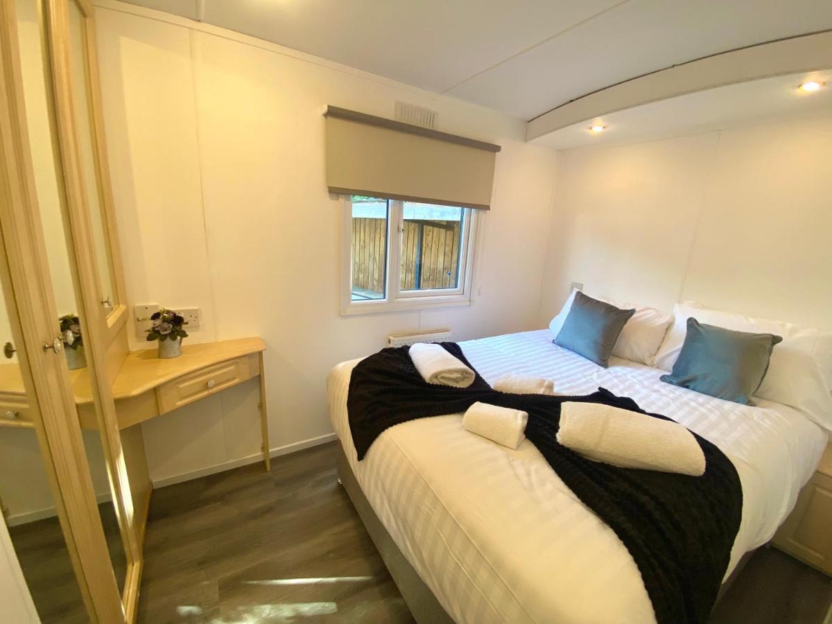 Elletson Park Wood Fired Hot Tubs, Caravans & Pods Pilling 외부 사진