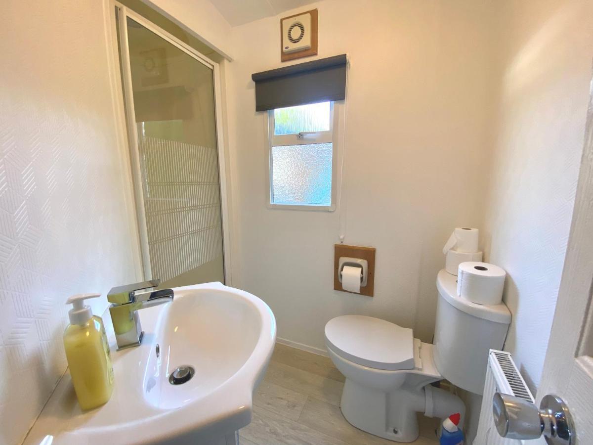Elletson Park Wood Fired Hot Tubs, Caravans & Pods Pilling 외부 사진